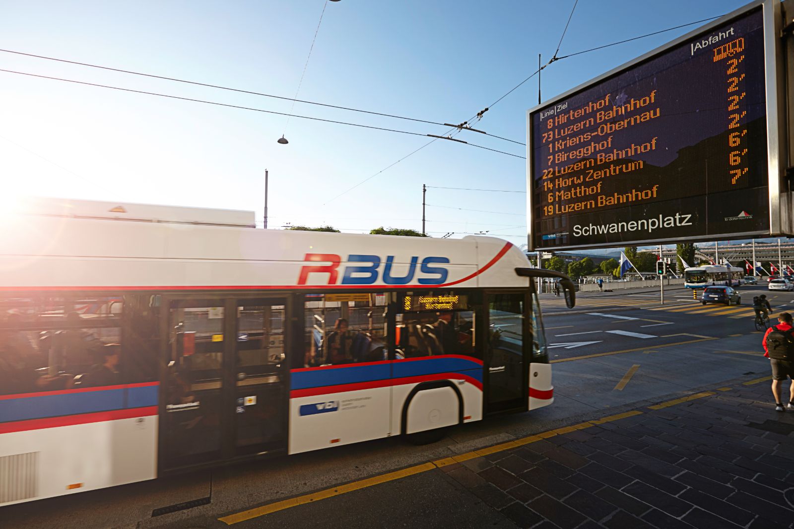 RBus_Schwanenplatz_4.jpg